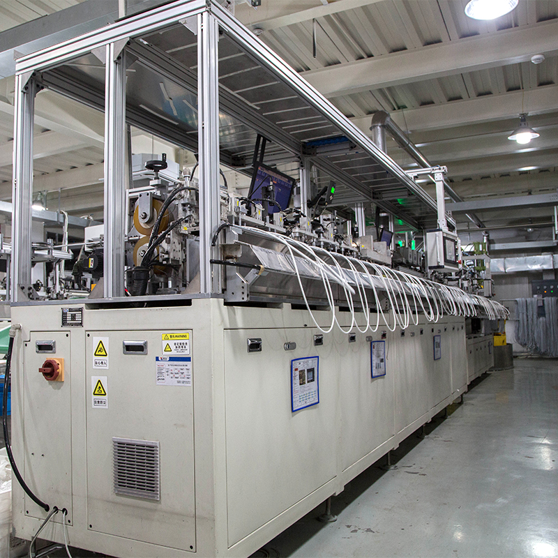 Barisan pengeluaran automatik tiga palam standard Eropah Barisan pengeluaran automatik tiga palam standard Eropah